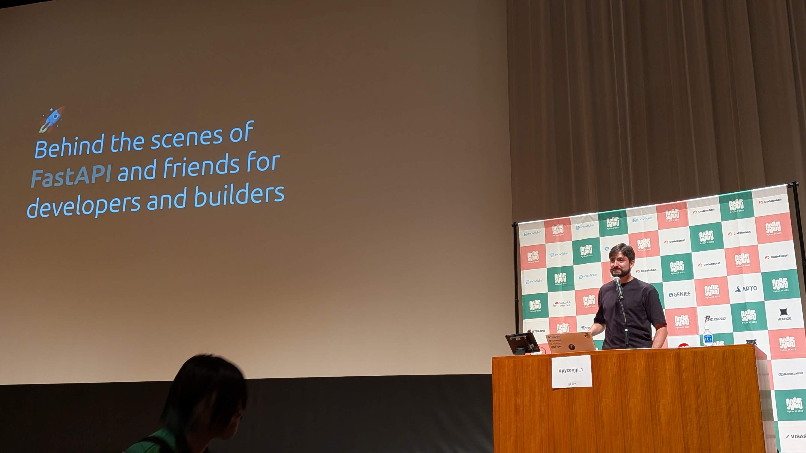 ../../../../_images/jp2025-keynote1.jpg